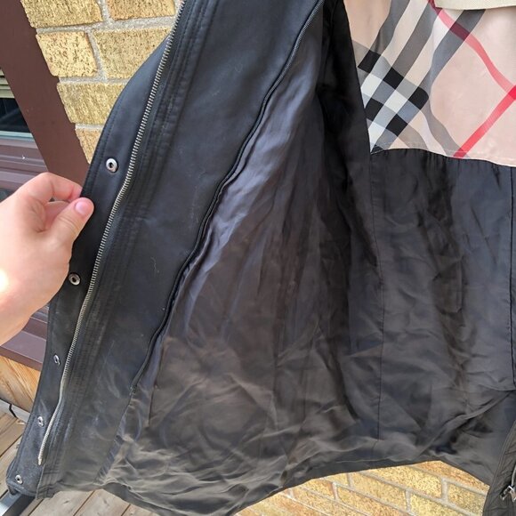 RARE Burberry Novacheck Jacket 3 in 1 - Jacket, Vest, Bomber Size 8 Black - Picture 5 of 16